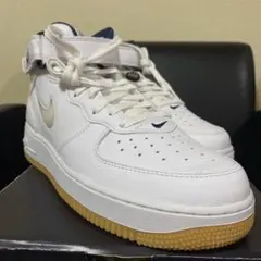 新品未使用　NIKE AIR FORCE 1 MID 