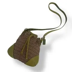 Item thumbnail for item 9de7c9d5-abfc-4d63-8213-1f058c4b9a26