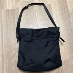 Item thumbnail for item 6890b1a4-01d2-46b8-b511-c78b508a2fb0