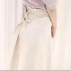 バックリボンスカート