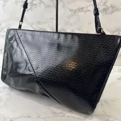 Item thumbnail for item b60a9c97-73f2-4123-9e5c-0b2a7a868fc7