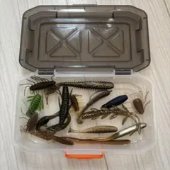 47 ケース付　ルアーセット 青木虫　ドライブクロー　シザーコーム　イモ
