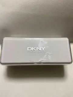 DKNY サングラス　レディース　美品のサムネイル
