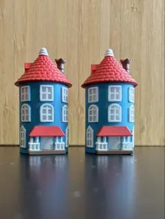 MOOMIN ミニチュアランプ　ムーミンハウス　カプセルトイトイ　２個セット