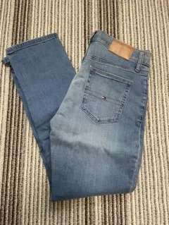 TOMMY HILFIGER ストレートデニム 30x30