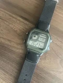 CASIO デジタル腕時計 イルミネーター