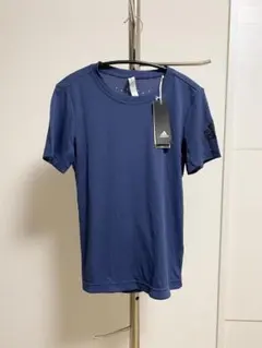 未使用　アディダス　adidas 135 140 スポーツウェア c2c39