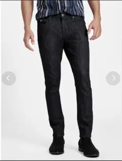 GUESS Halsted Tapered Slim デニムパンツ 30 M相当のサムネイル