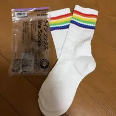 ファミマ　靴下のサムネイル