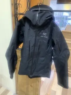 ARC'TERYX アルファSVのサムネイル