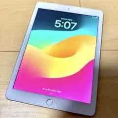 iPad 第6世代 Wi-Fi シルバー