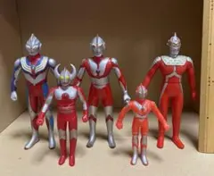 お宝‼️お得❗️ウルトラマンソフビ人形５体セット
