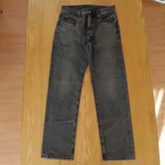 ユニクロ　レギュラーフィットジーンズ　30インチ　ブラック