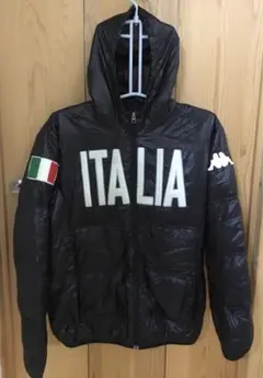 kappa ライトダウンジャケット　イタリア国旗ワッペン　フード付BLACK