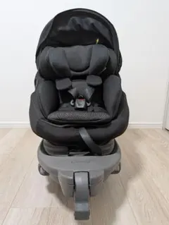 combi ザエス plus ホワイトレーベル ブラック ISOFIX【美品】