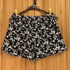 Princeの花柄キュロット