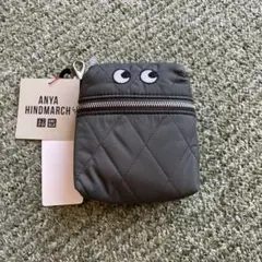 アニヤハインドマーチ　ユニクロ　コラボ　パッカブルバッグ　エコバッグ オリーブ