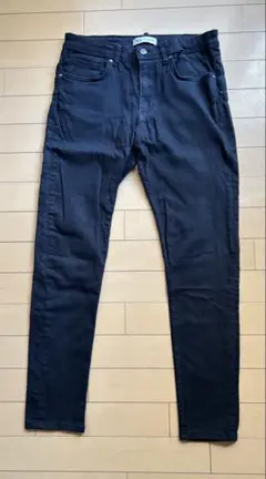 ZARA スキニーパンツ　黒