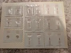 イグニスサンプルモイスチュアライジング 18とコットン２枚入✖15ショップ袋１枚