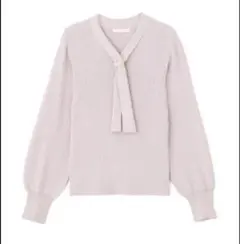 リボン付きグレーVネックニットセーター