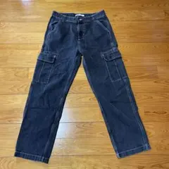 ZARAのパンツのサムネイル