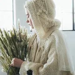 nest Robe ペルーニットフーディ