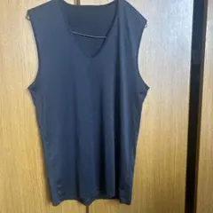 ブラック Vネック タンクトップＧＵ