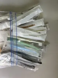 ホテルアメニティ まとめ売り 歯ブラシ30本 カミソリ20個 未使用 おまけ付き