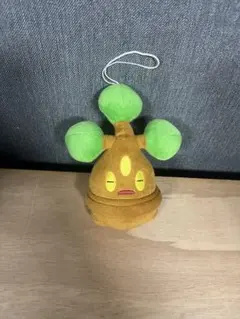 大人気平成ポケモンウソハチぬいぐるみ 茶色・緑のサムネイル