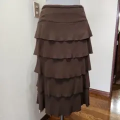 ユキコハナイティアードスカート未使用品秋冬物のサムネイル