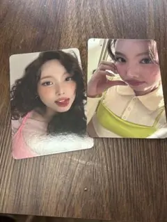 ナヨン　トレカ　2枚セット