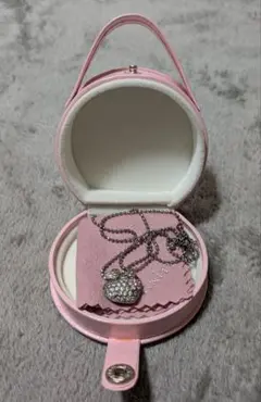 Vanity ハート型ネックレス 専用ケース付き