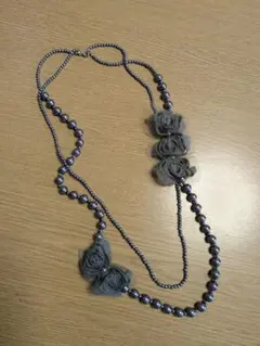 ネックレス　ロングネックレス　黒真珠風　アクセサリー