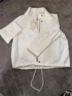 激安　新品　タグ付き 白 ジャケット 春アウター　自由区
