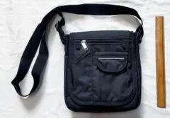 ショルダーバッグ ポーチ 黒 ブラック 旅行