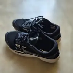 mizuno スニーカー ブラック 24.0cmのサムネイル