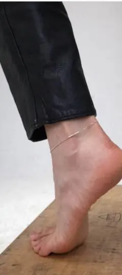SASKIA DIEZ 14k GOLD EARSTUD CONE - メルカリ