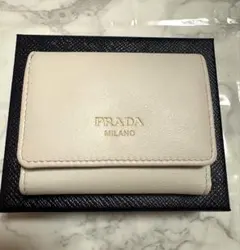 2026年最新】PRADA カラー：ホワイト系 レディース 三つ折り財布の人気