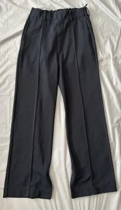 黒　GLOBAL WORK　ポンチスリットストレートパンツ　ゴムパンツ　ブラック