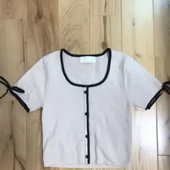 Ready 半袖ニット Mサイズ ベージュのサムネイル