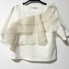 Million Carats フリル半袖トップス