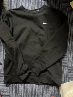 Nike ブラック クルーネック トレーナー キッズXL （メンズS相当）