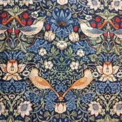 お取り引き中☆modaウィリアムモリス厚手オックス生地50cmいちご泥棒　青系