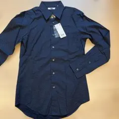 【新品】ユニクロ　スリムフィットシャツ　ドット柄　S ネイビー