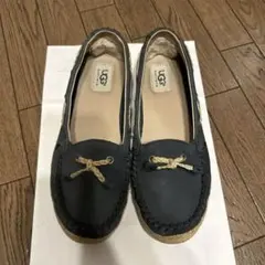 UGG ネイビー 24cm ローファー　スリッポン　スゼット　モカシンのサムネイル