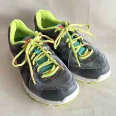 美品✨ NIKE ナイキ レヴォリューション2 スニーカー　554901-026