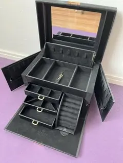 【大容量/3段/鍵付き】ジュエリーケース レザー ミラー付き