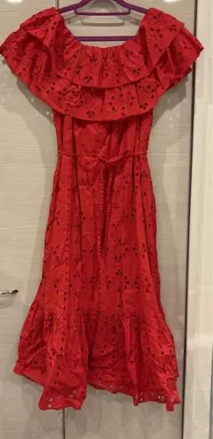 【新品】BENETTON ワンピース オフショルダー