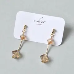 NO.744 オレンジキューブガラスビーズイヤリング/ピアス