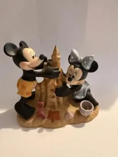 アメリカのDisney Storeで購入した陶器のフィギュアのサムネイル